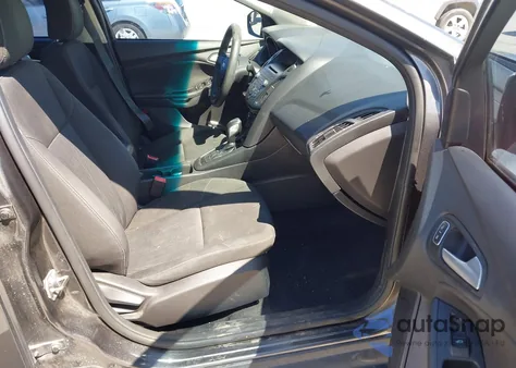 2015 Ford Focus Se from USA, damaged, VIN 1FADP3F23FL210287